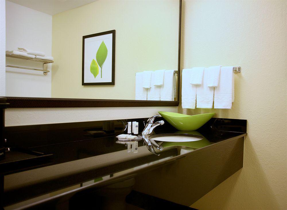 Hotel Fairfield And By Marriott Lakeland Plant City