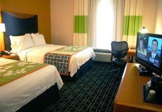 Hotel Fairfield And By Marriott Lakeland Plant