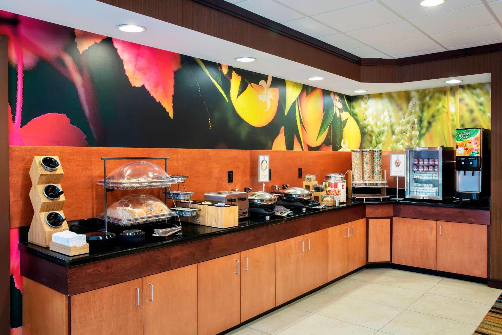 Fairfield And By Marriott Lakeland Plant Hotel Plant City