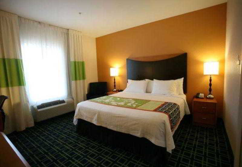 Fairfield And By Marriott Lakeland Plant 3* Plant City