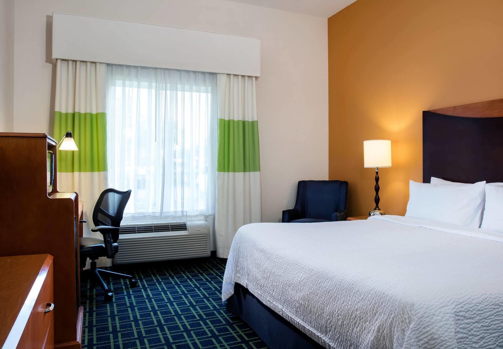 Fairfield And By Marriott Lakeland Plant 3* Plant City